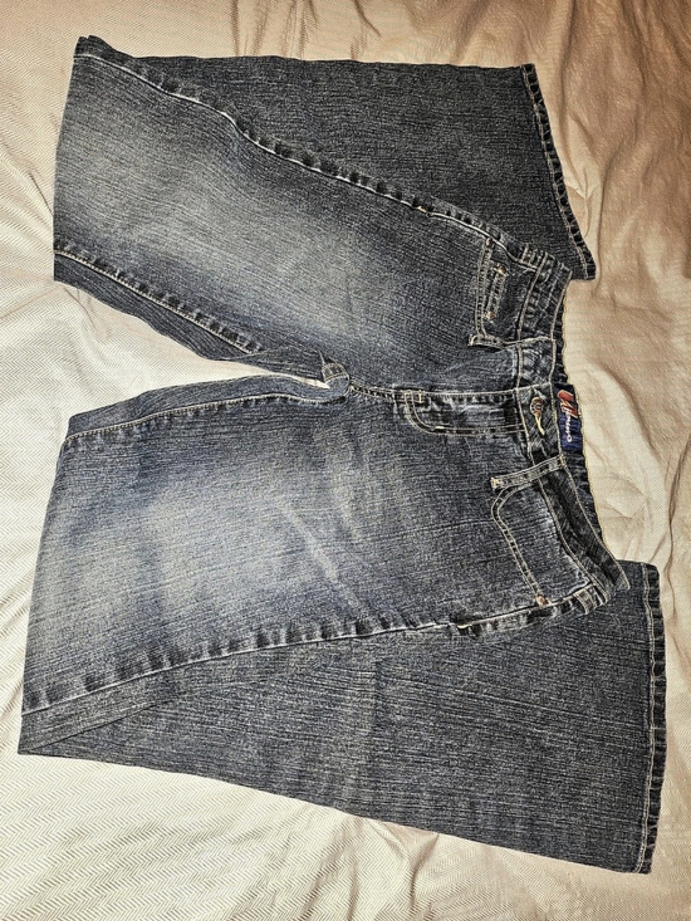 U Jeans Cut Jeans in Black